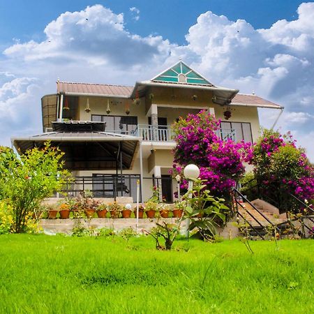 Blue Lake Kanthalloor Exterior foto